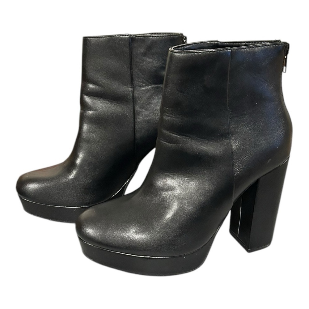 Y•not? Chunky Platform Ankle Boots Heels Size 9.5 VGC